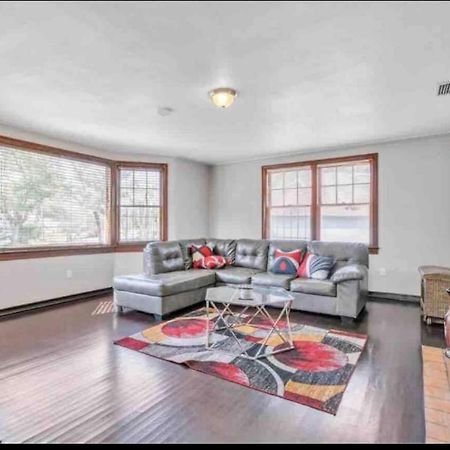 Comfy Pet Friendly Home In Jacksonville Mins To Downtown'S Екстериор снимка
