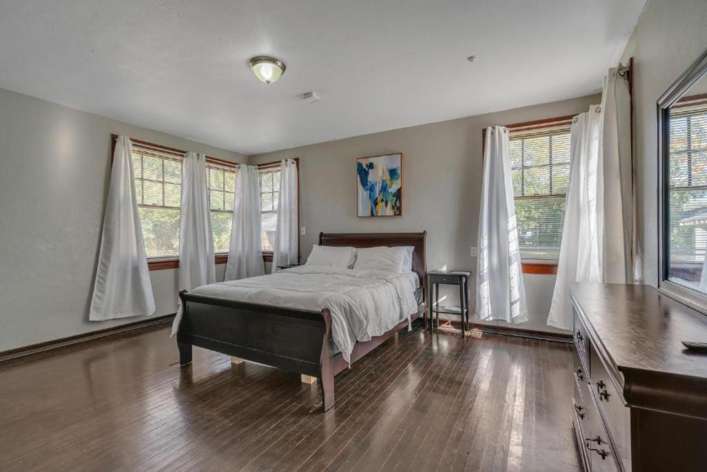 Comfy Pet Friendly Home In Jacksonville Mins To Downtown'S Екстериор снимка