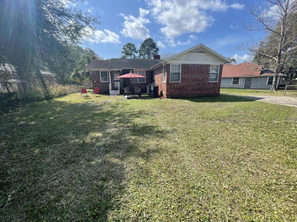 Comfy Pet Friendly Home In Jacksonville Mins To Downtown'S Екстериор снимка